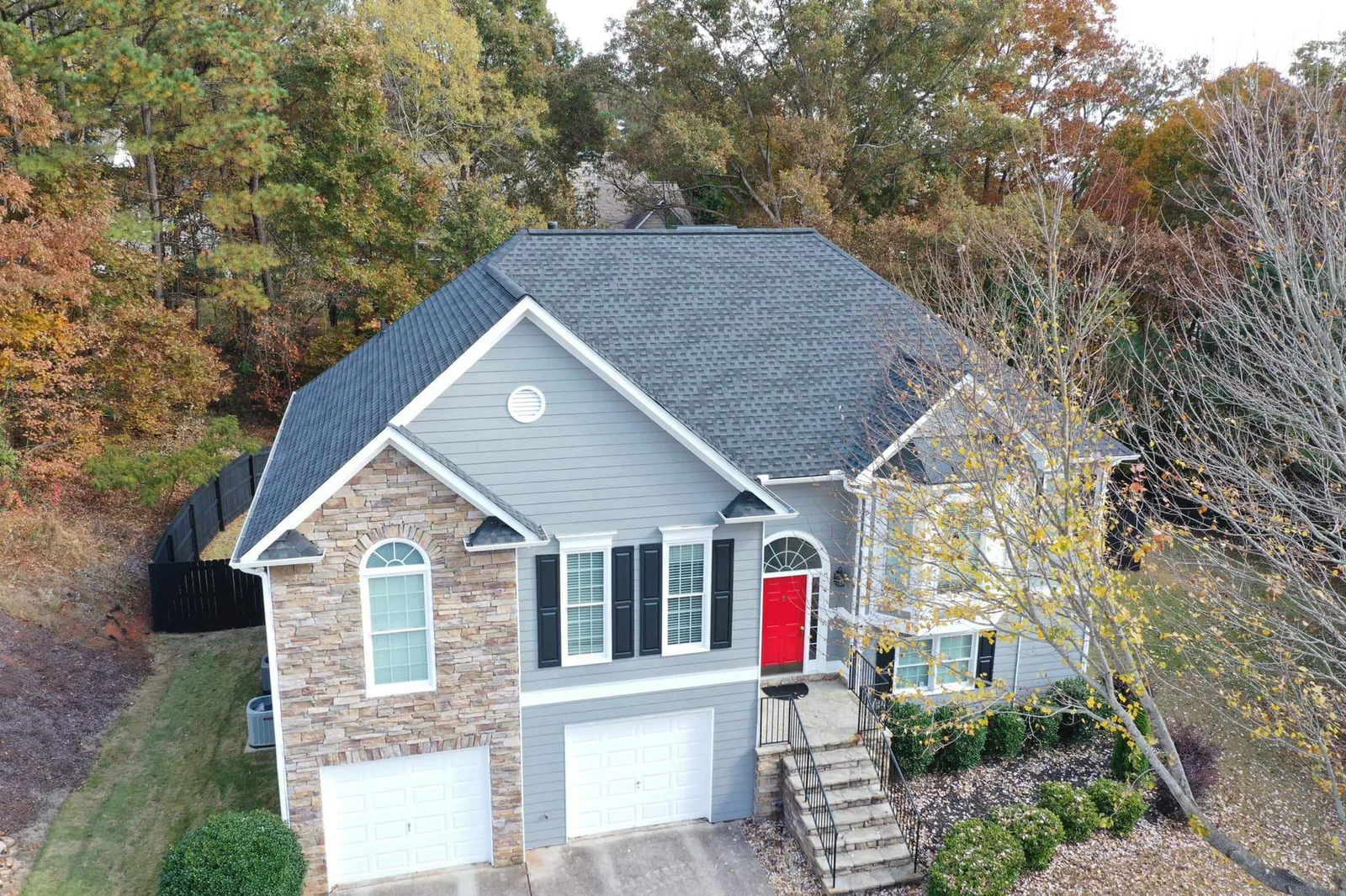 A North Georgia home with a durable architectural shingle roof